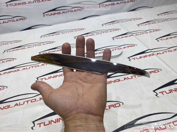 Накладки на зеркала Toyota Hilander H7804