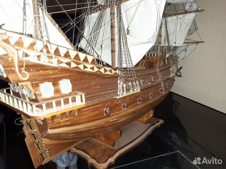 Корабль ручной работы