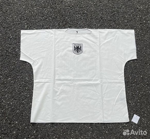 Футболка vultures kanye west yeezy