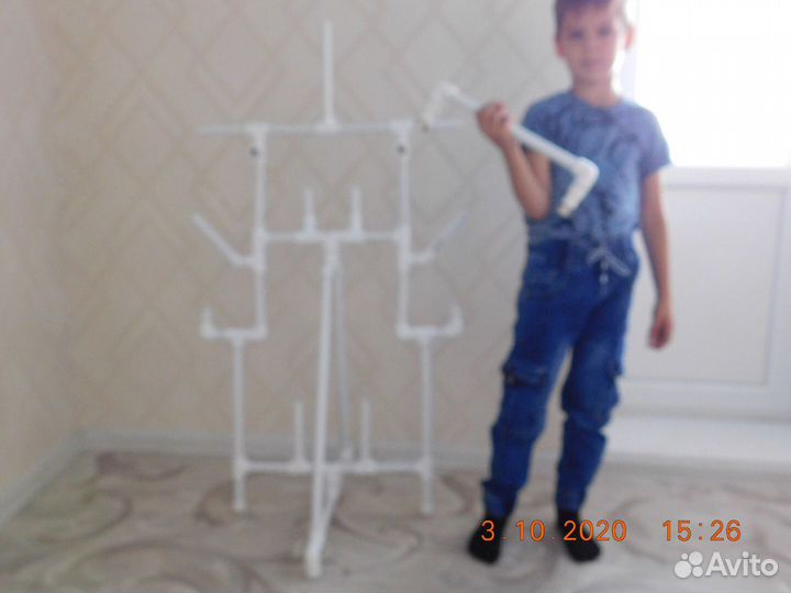 Вешалка напольная для хоккейной формы