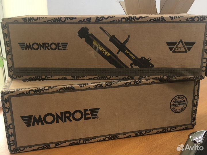 Амортизатор передний газовый Monroe 16498