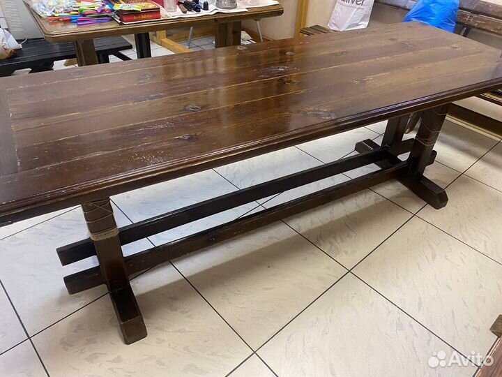 Стол и скамейки