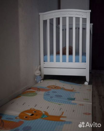 Детский коврик для ползания новый (заводской брак)