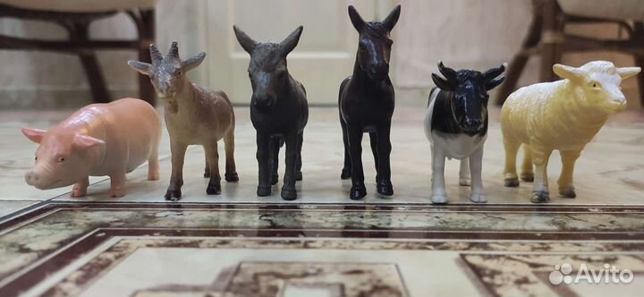 Набор фигурок животных