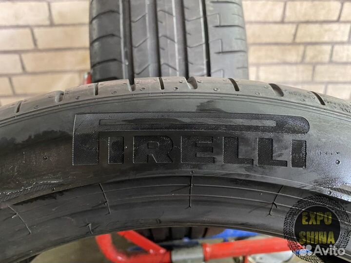 Pirelli P Zero PZ4 235/45 R20
