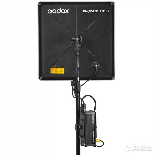 Светодиодный осветитель Godox Knowled F200Bi