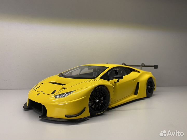 Lamborghini huracan gt3 1:18 Autoart