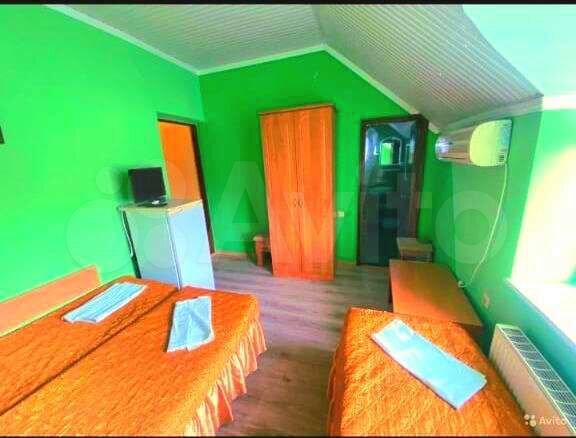 Комната 25 м², 1/4 эт.