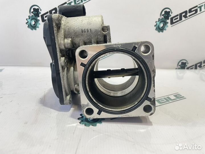 Дроссельная заслонка Hyundai Kia 351002F900