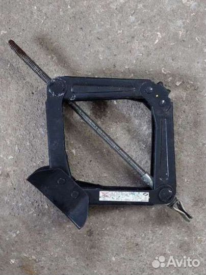 Задний бампер рено логан 2 оригинал