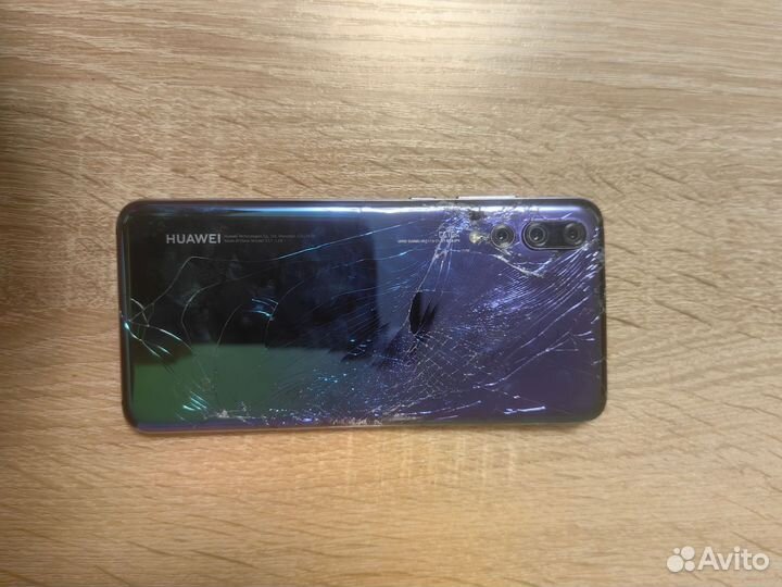 HUAWEI P20 Pro, 6/128 ГБ