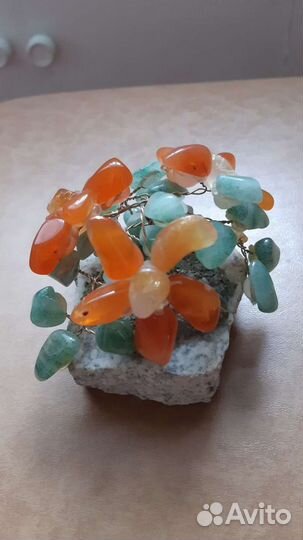 Композиции из натуральных камней