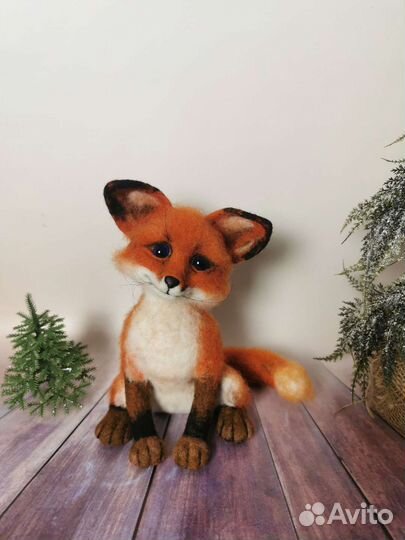 Лисичка из шерсти
