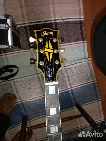 Электрогитара