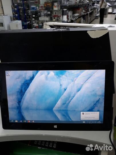 Планшет Microsoft Surface 32Gb 7XR-00028