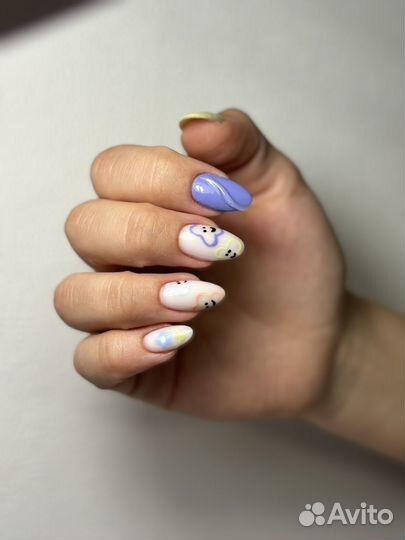 Модель на маникюр и педикюр