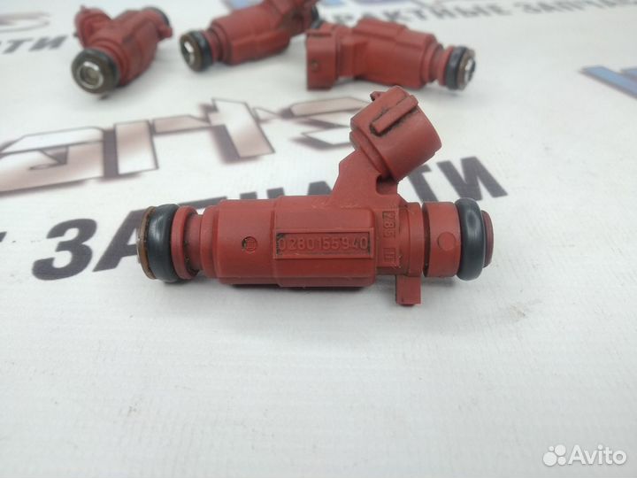 Форсунка топливная Nissan Almera N16 QG15DE 2002