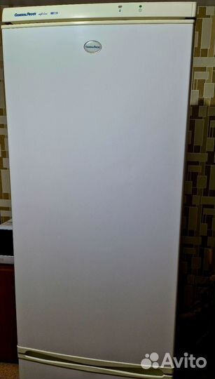 Холодильник General Frost