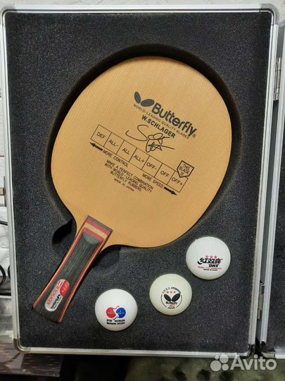 Butterfly Schlager Carbon Off + Black Tag