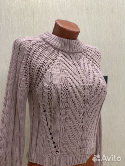 Свитер женский