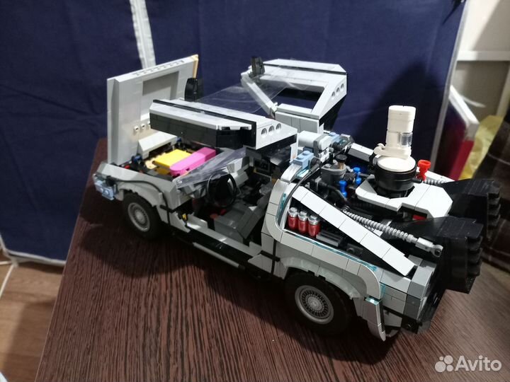 Dmc DeLorean собранный конструктор