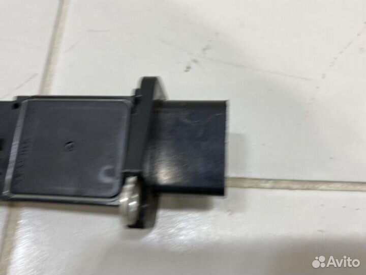 Датчик расхода воздуха дмрв Volkswagen Tiguan I рестайлинг (2011—2019)