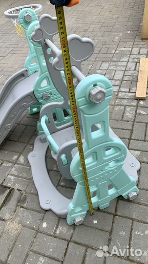 Детская горка с качелью