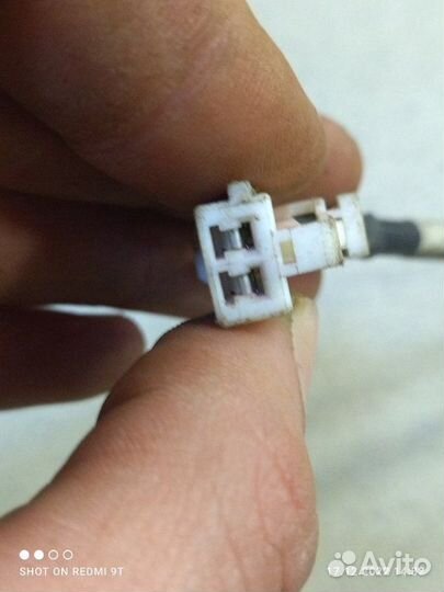 Датчик abs задний левый Kia Rio 3