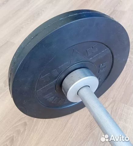 Штанга длиной 1,25м весом 47,5кг диски обрезинены