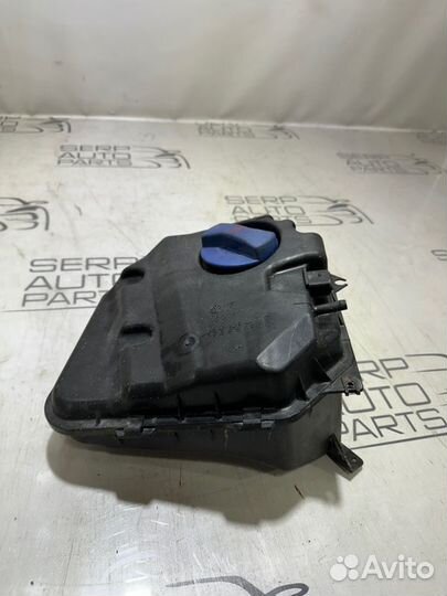 Бачок расширительный Volkswagen Touareg 7L 3.2 BAA