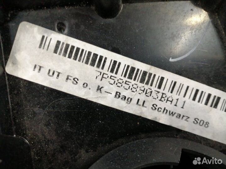 Накладка торпедо под рулевой колонкой Porsche