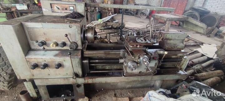 Токарный станок