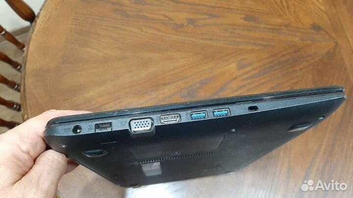 Ноутбук Asus X554L i5-5200u, GT920m