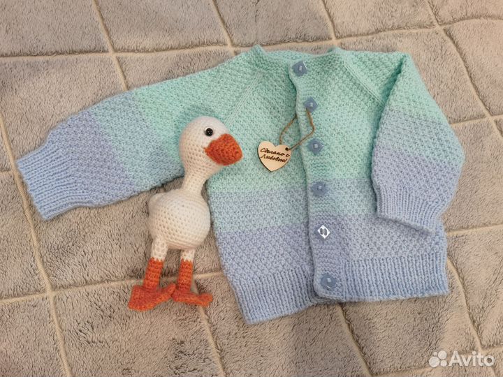 Вязаные кофточки для малыщей