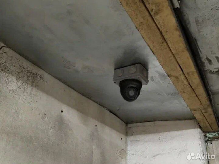 Камера видеонаблюдения в подъезд