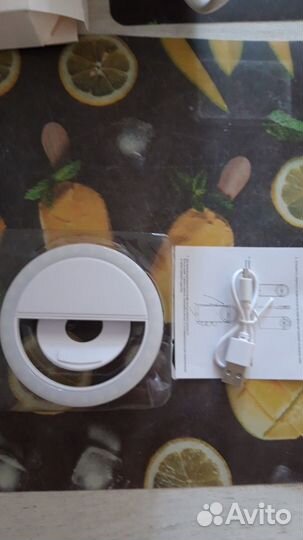 Новое селфи-кольцо для смартфона