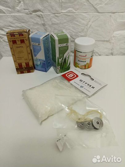 Эфирные масла, воск, краситель, фитиль