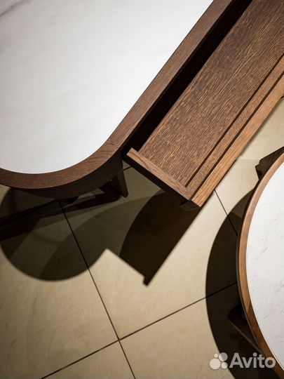 Консоль Yoko дизайнерская из массива