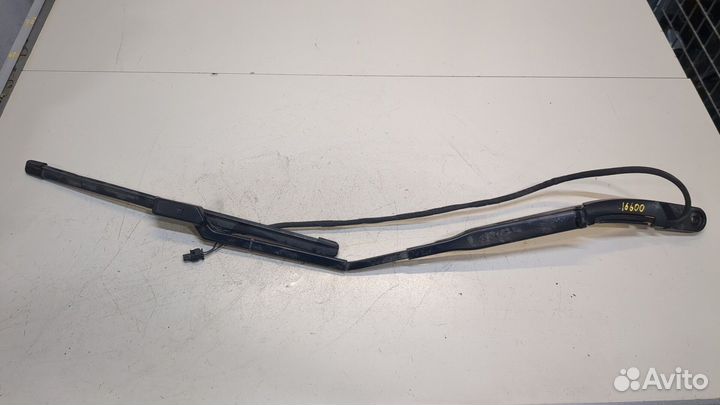 Щеткодержатель Volvo XC60 2017, 2021