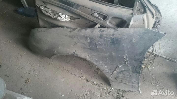 Запчасти на mercedes benz