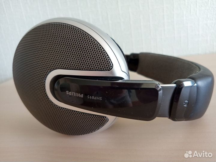 Наушники Philips SHP-895