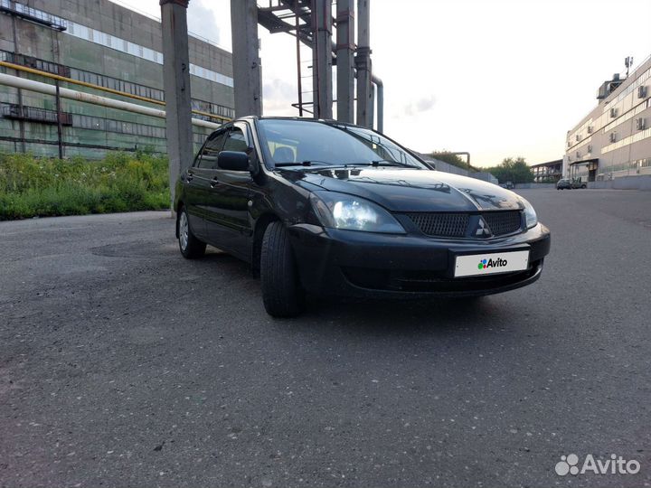 Mitsubishi Lancer 1.6 МТ, 2005, 302 000 км