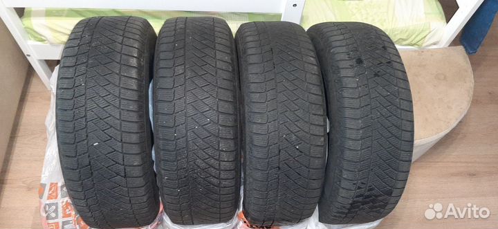 Continental ContiVikingContact 6 215/65 R16 102T