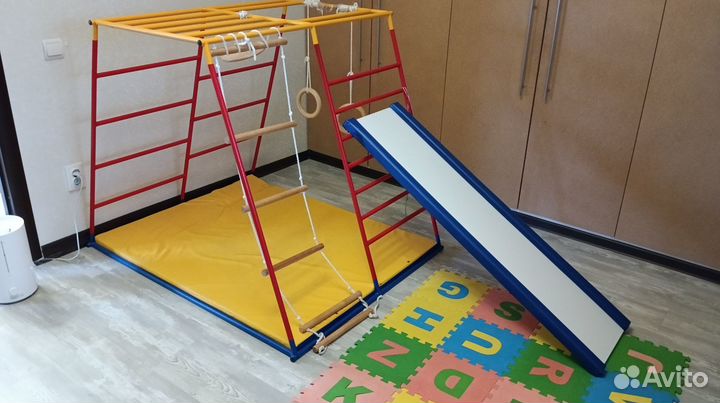 Спортивный уголок ранний старт