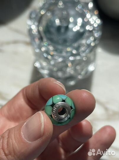 Украшение шарм Pandora изумрудного цаета