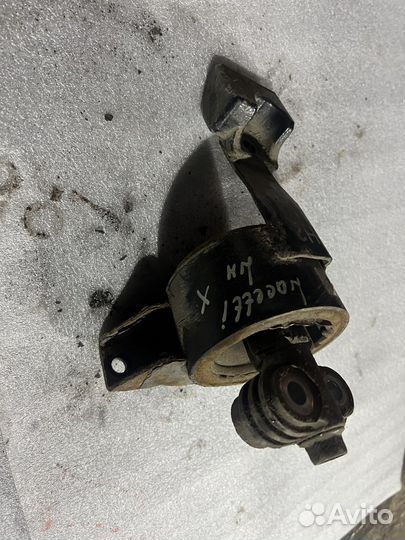 Подушка опора двигателя Chevrolet Lacetti