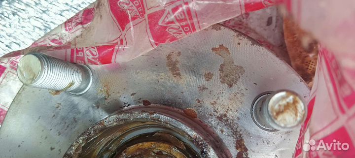 Ступица с подшипником на nissan