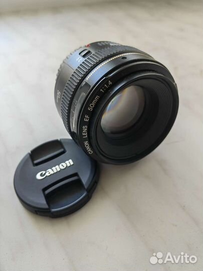 Объектив canon 50mm 1,4