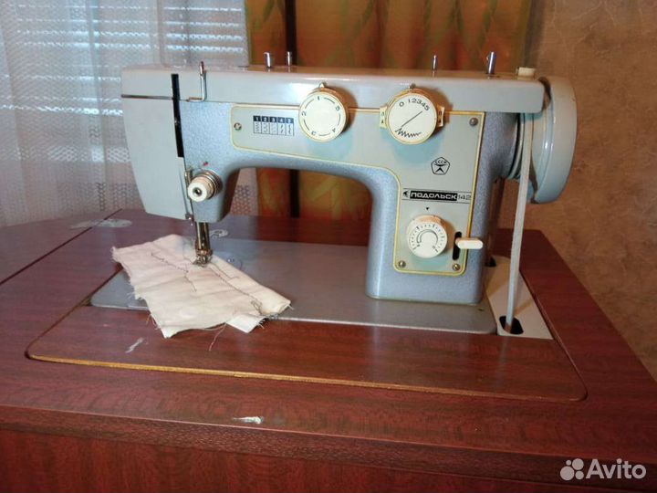 Швейная машина подольск 142
