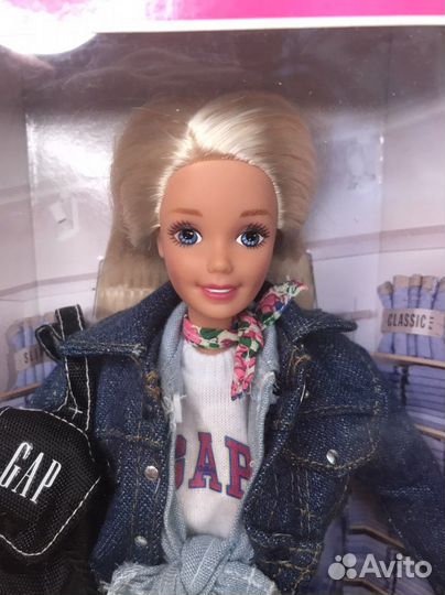Barbie Gap blonde